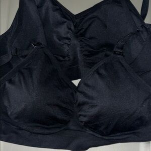 Black Seamless Nursing Bra with Adjustable Straps